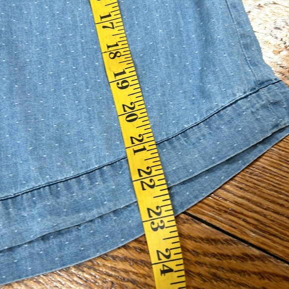 Naked Zebra chambray blue top. Ties in front. Size Small. Good condition - Picture 10 of 11